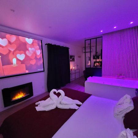 Nuit D'Evasion Love Room Avec Baignoire Balneotherapie Toulon Luaran gambar